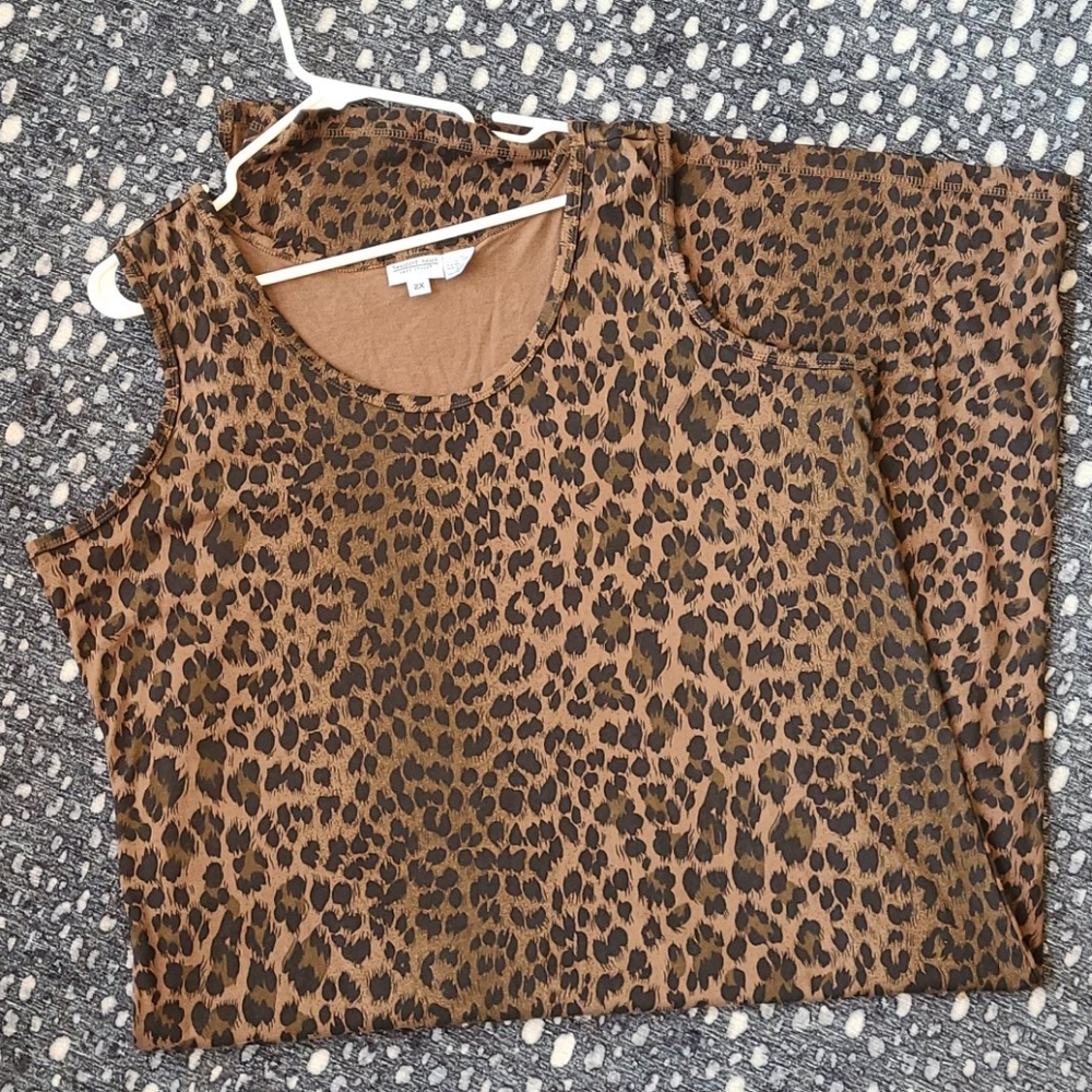 Leopard print maxi dress sz 2X - Picture 3 of 5